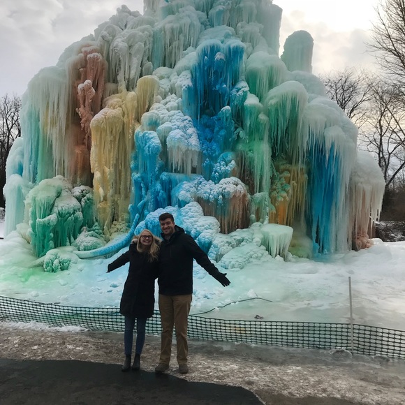 Meet your Poshers - Picture 2 of 6